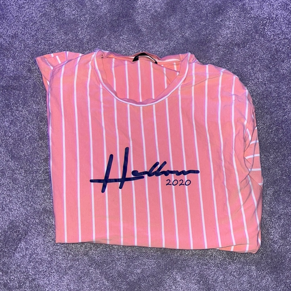 Medium SHEIN T-Shirt